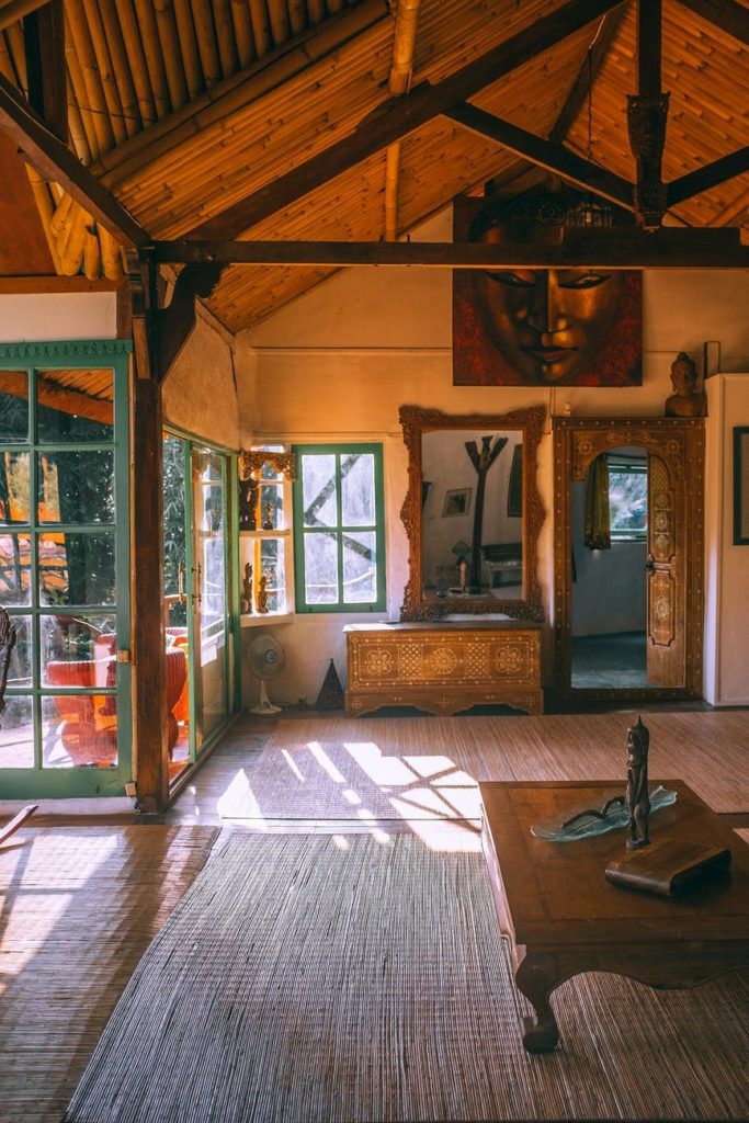 A room with a ceiling beam